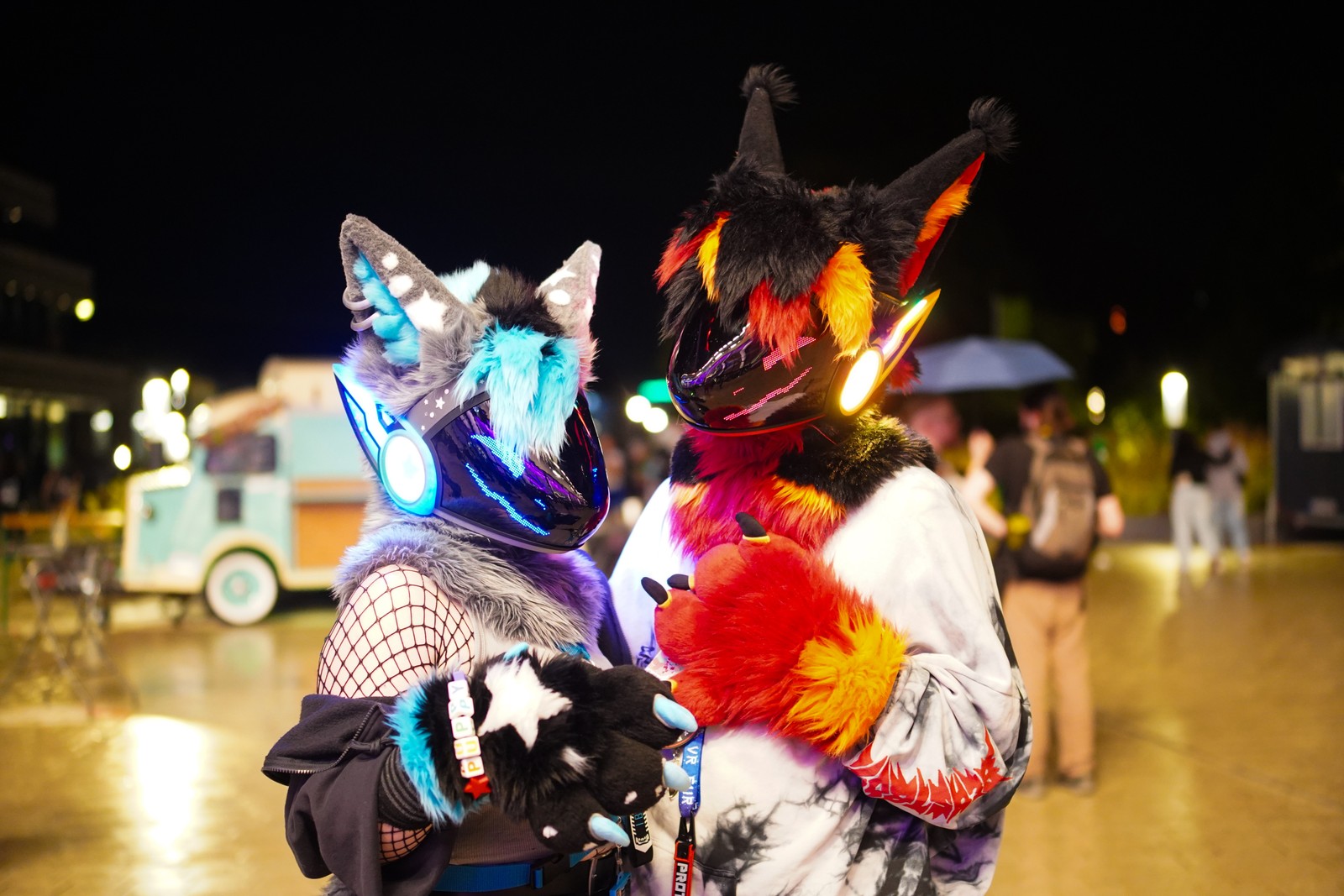 Karri & Hoshino at a con